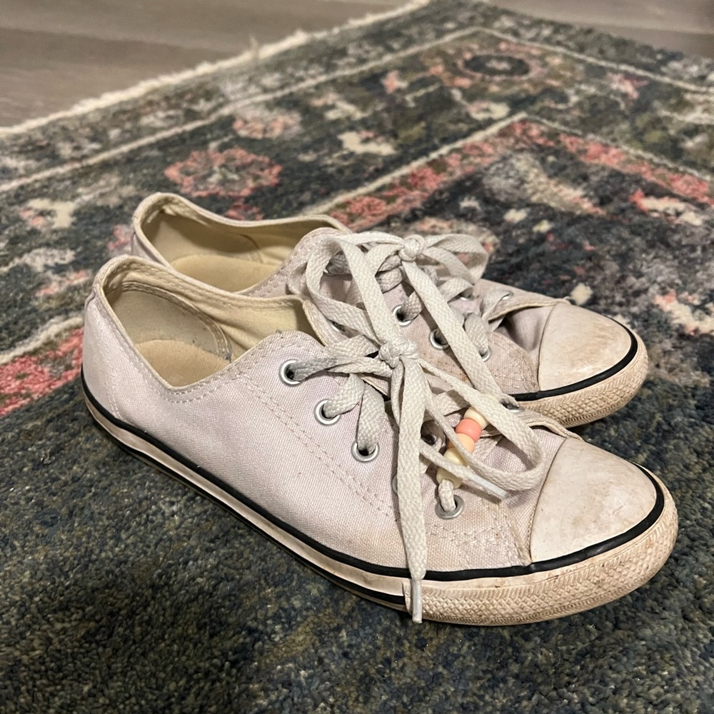 4/$25 low top converse